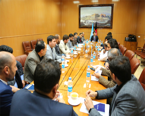 هیئت رهبری د افغانستان بانک با هیئت گمرکات و نمایندگان بانکهای تجارتی، تدویر جلسه نمود