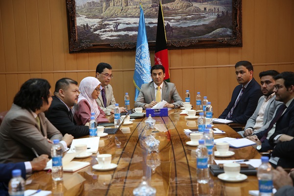هیئت رهبری د افغانستان بانک با نمایندگان مرکز علمی  ISRAتدویر جلسه نمود