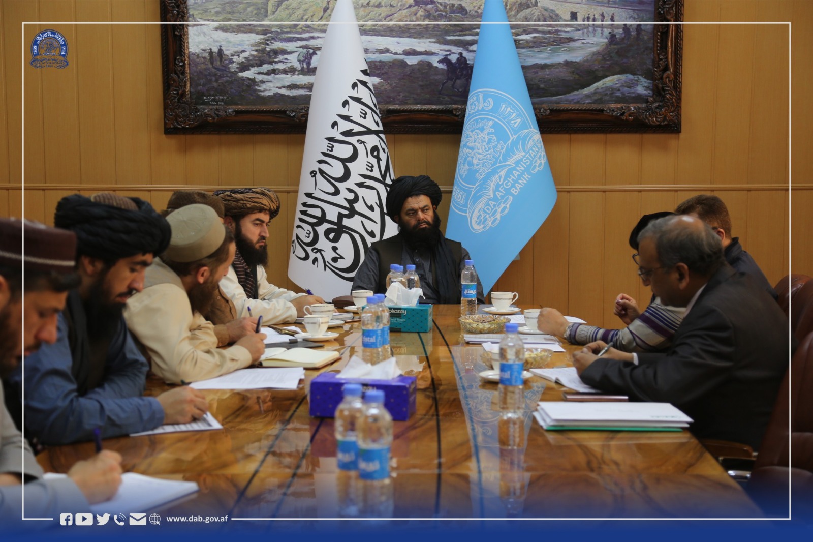 سرپرست ریاست کُل  افغانستان بانک با نماینده ویژه دبیرکُل سازمان ملل متحد برای افغانستان دیدار کرد