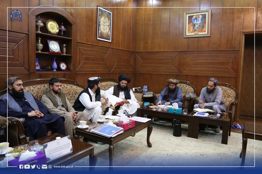سرپرست ریاست کُل د افغانستان بانک  با اعضای اتحادیه صرافان سرای شهزاده، دیدار نمود